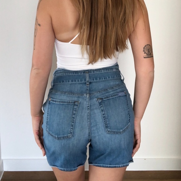 7 For All Mankind belted jean shorts in great condition - Picture 3 of 5